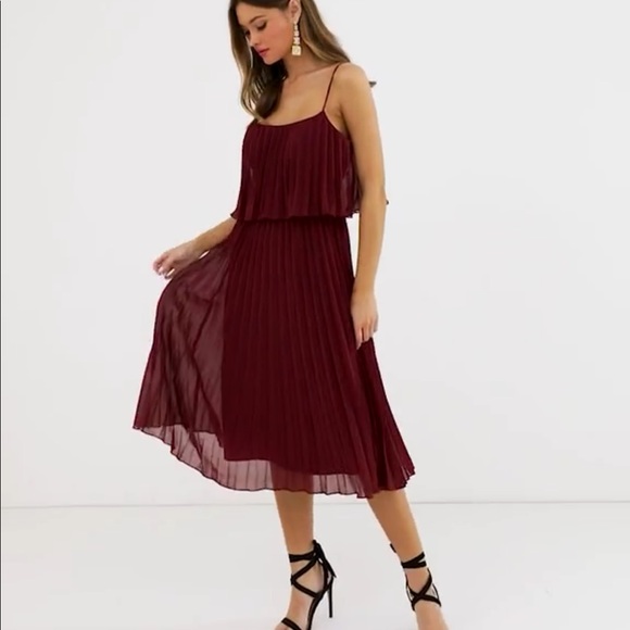 ASOS DESIGN pleated crop top midi dress scoop neck - Picture 4 of 8